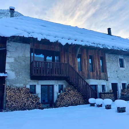 Bed and Breakfast Chapamama Aillon-le-Vieux Esterno foto
